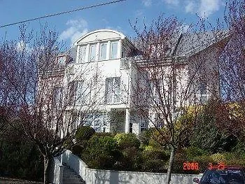 Belle Fleur Panzio 住宿加早餐酒店 2*