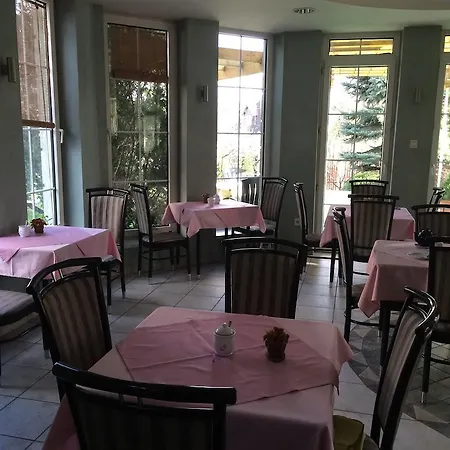 Belle Fleur Panzio Frühstückspension 2*